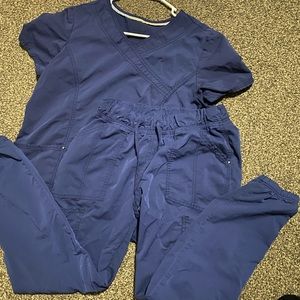 Scrub set